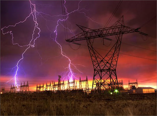 عکس با کیفیت از نیروگاه برق و دکل های برق فشار قوی و رعد و برق