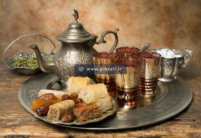 دانلود تصویر باکیفیت با موضوع وسایل فلزی چای خوری