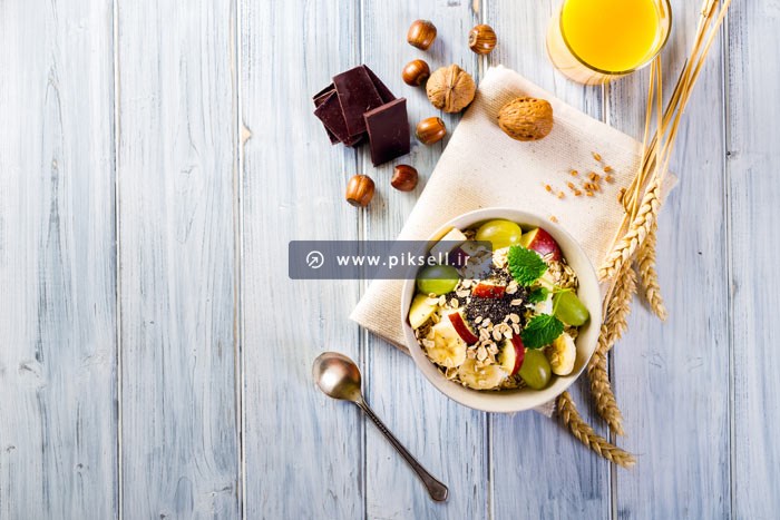 دانلود عکس با کیفیت  شکلات و میوه ها و خشکبار