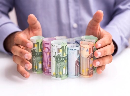 دانلود عکس با کیفیت  اسکناس های لوله شده