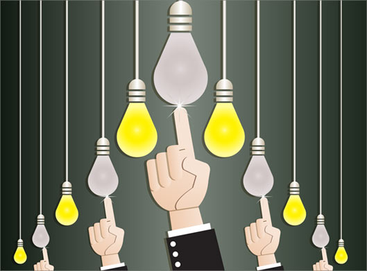 دانلود وکتور پس زمینه با طرح لامپ های زرد و دستها در حال اشاره به آن
