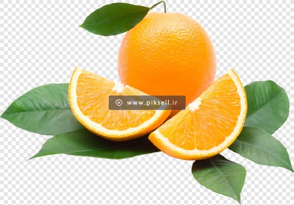 فایل ترانسپرنت و png پرتقال های قاچ شده روی برگ سبز