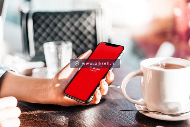 دانلود فایل psd لایه باز موکاپ یا پیش نمایش گوشی موبایل و تلفن همراه در دست