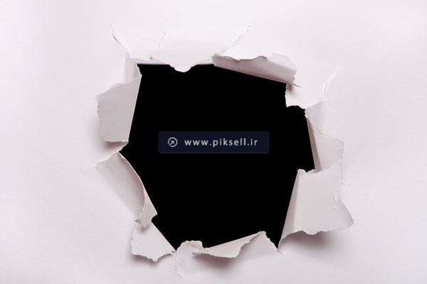 تصویر با کیفیت از کاغذ پاره شده با فرمت jpg
