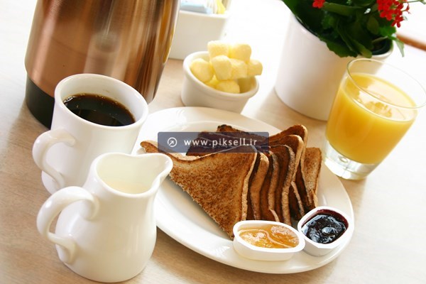 عکس با کیفیت از میز صبحانه و عصرانه