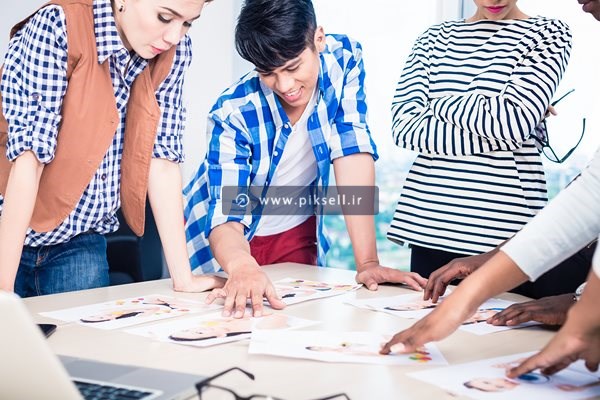 عکس با کیفیت از همفکری و طراحی