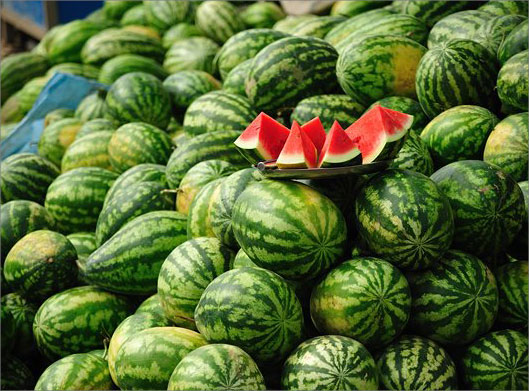 عکس با کیفیت از تپه هندوانه ای