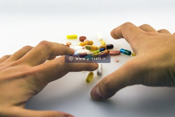 عکس با کیفیت از قرص و کپسول ها