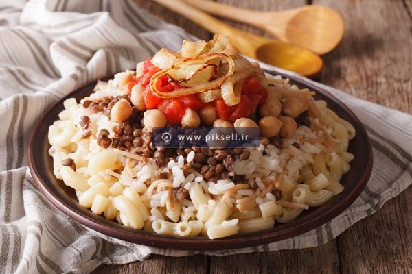 عکس با کیفیت از ماکارونی با برنج و نخود