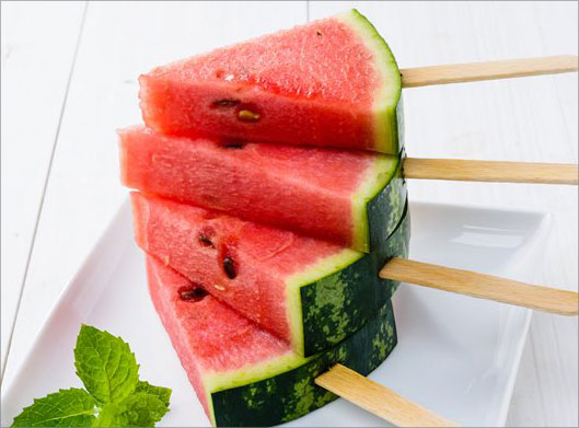 عکس با کیفیت از بستنی هنودوانه