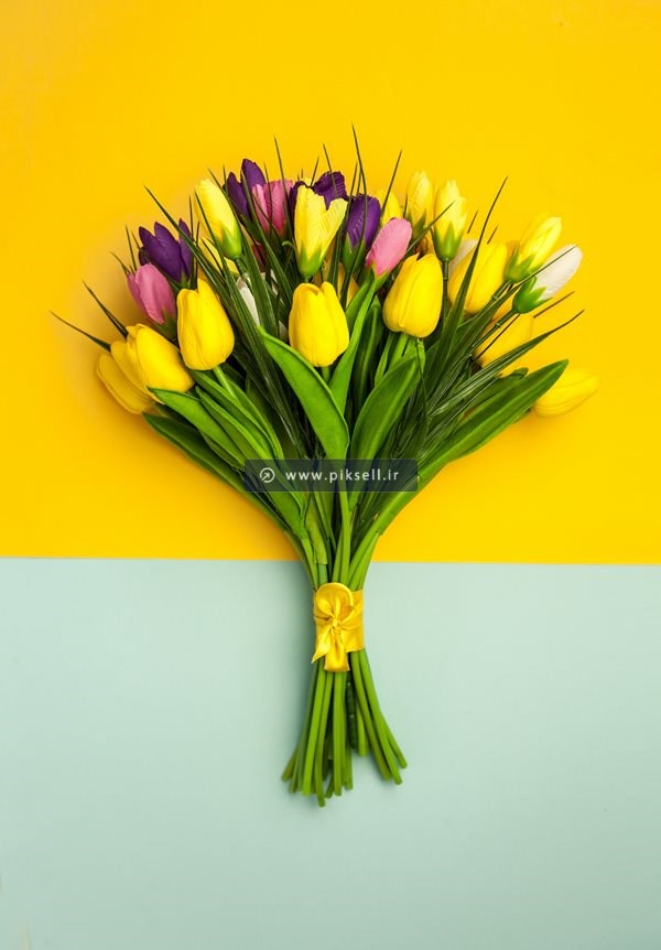 عکس با کیفیت از دسته گل لاله های رنگی