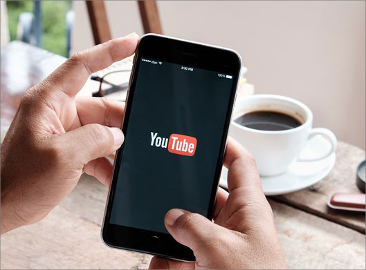 عکس با کیفیت از ورود به یوتیوب با تلفن همراه
