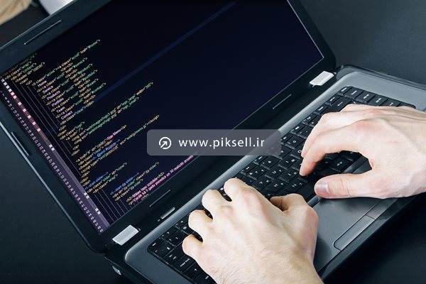 عکس با کیفیت از کدنویسی و طراحی سایت با لپ تاپ