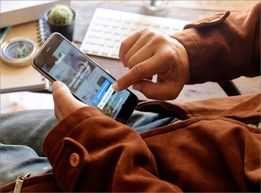 عکس با کیفیت از عضویت در فیس بوک