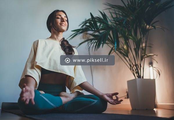 عکس با کیفیت از مدیتیشن در خانه