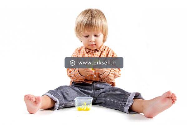 عکس با کیفیت از اسلایم و پسر بچه