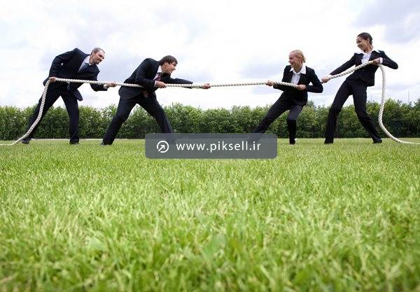 عکس با کیفیت از مسابقه طناب کشی