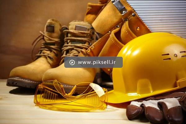 عکس با کیفیت از ابزار کارگر ساختمان