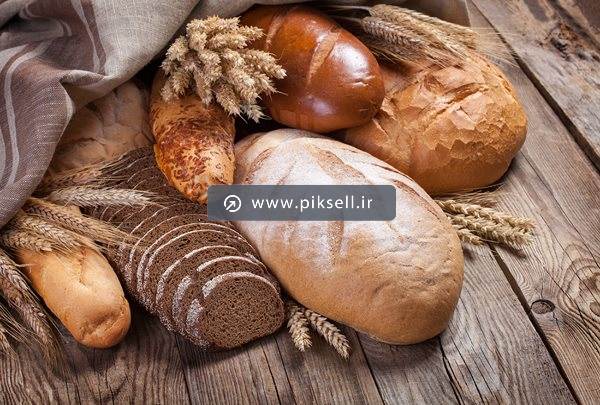 عکس با کیفیت از انواع نان فانتزی روی میز