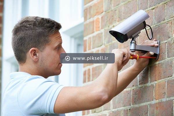 عکس با کیفیت از نصاب دوربین مدار بسته