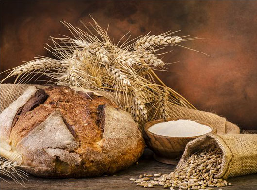 عکس با کیفیت از گندم ها و نان گندم