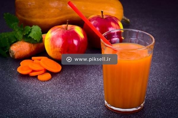 عکس با کیفیت از آب هویج و میوه های خوشمزه