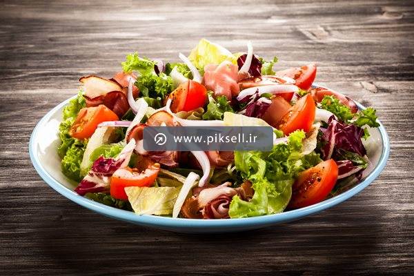 عکس با کیفیت از بشقاب سالاد