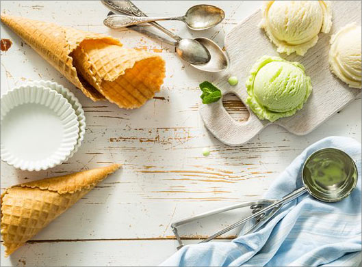 عکس با کیفیت از بستنی های اسکوپی و نان بستنی