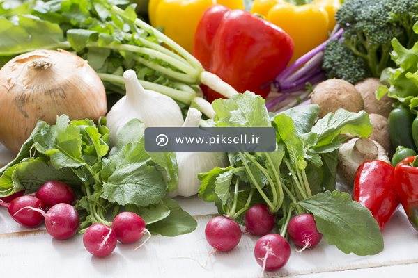 عکس با کیفیت از مجموعه ی سبزی ها
