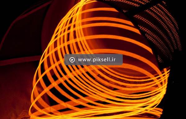 عکس با کیفیت از دایره های نورانی ذوب