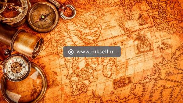 عکس با کیفیت از پس زمینه نقشه دنیا و ادوات دریانوردی