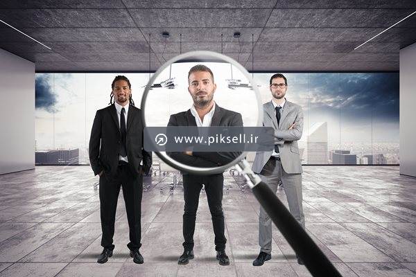 عکس با کیفیت از زیر نظر داشتن کارمندها یا مفهوم کاریابی و جستجوی شغل