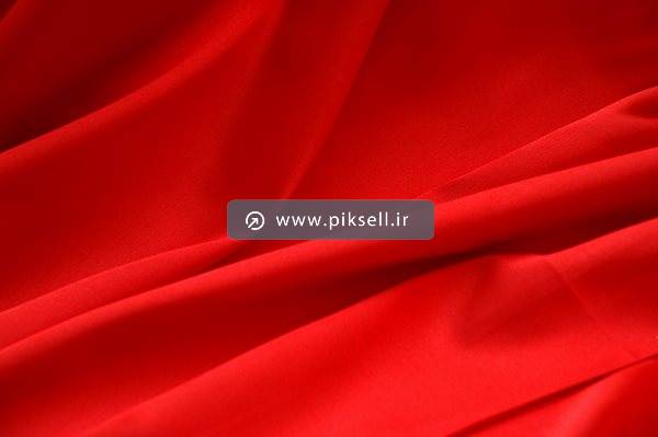 عکس با کیفیت از پس زمینه پاچه قرمز