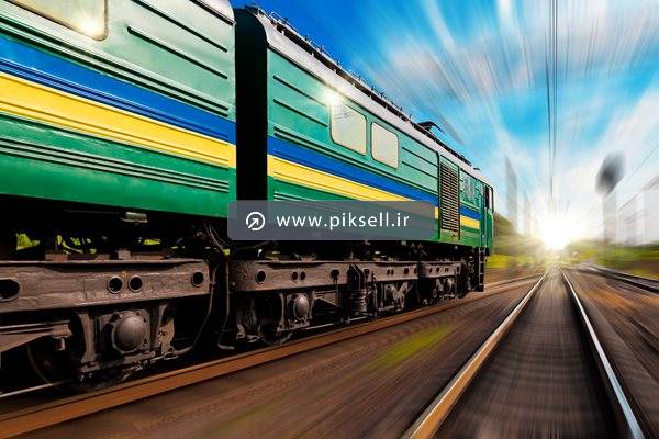 عکس با کیفیت از قطار در حال حرکت