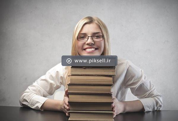 عکس با کیفیت از دانشجوی ترم اول