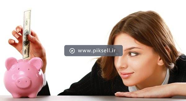 عکس با کیفیت از دختر دانشجو و پس انداز