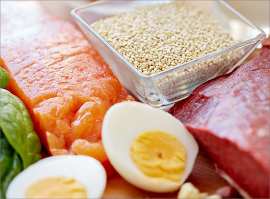 عکس با کیفیت از گوشت و ماهی و تخم مرغ و برنج