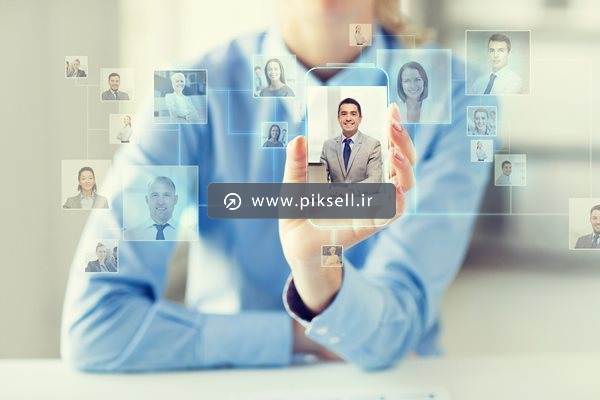 دانلود تصویر با کیفیت از گوشی هوشمند و شناسایی افراد با فناوری تشخیص چهره