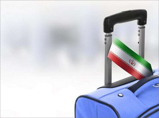 عکس با کیفیت از چمدان با پرچم ایران و سفر به ایران