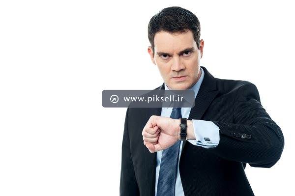 دانلود عکس با کیفیت از مرد جنتلمن و نمایش ساعت مچی