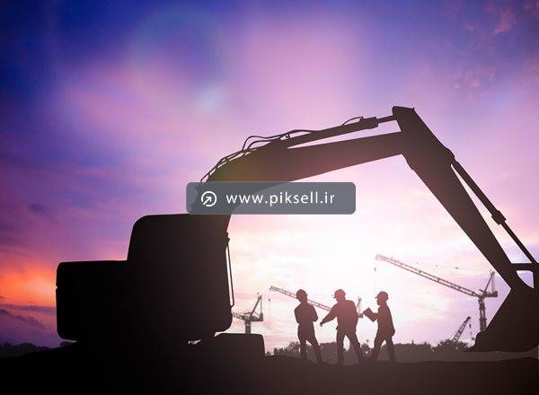 دانلود عکس با کیفیت از بیل مکانیکی و کارگران ساختمانی مشغول کار